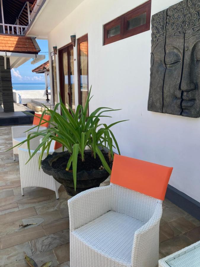 Villa Agung Beach Inn Ловина Экстерьер фото