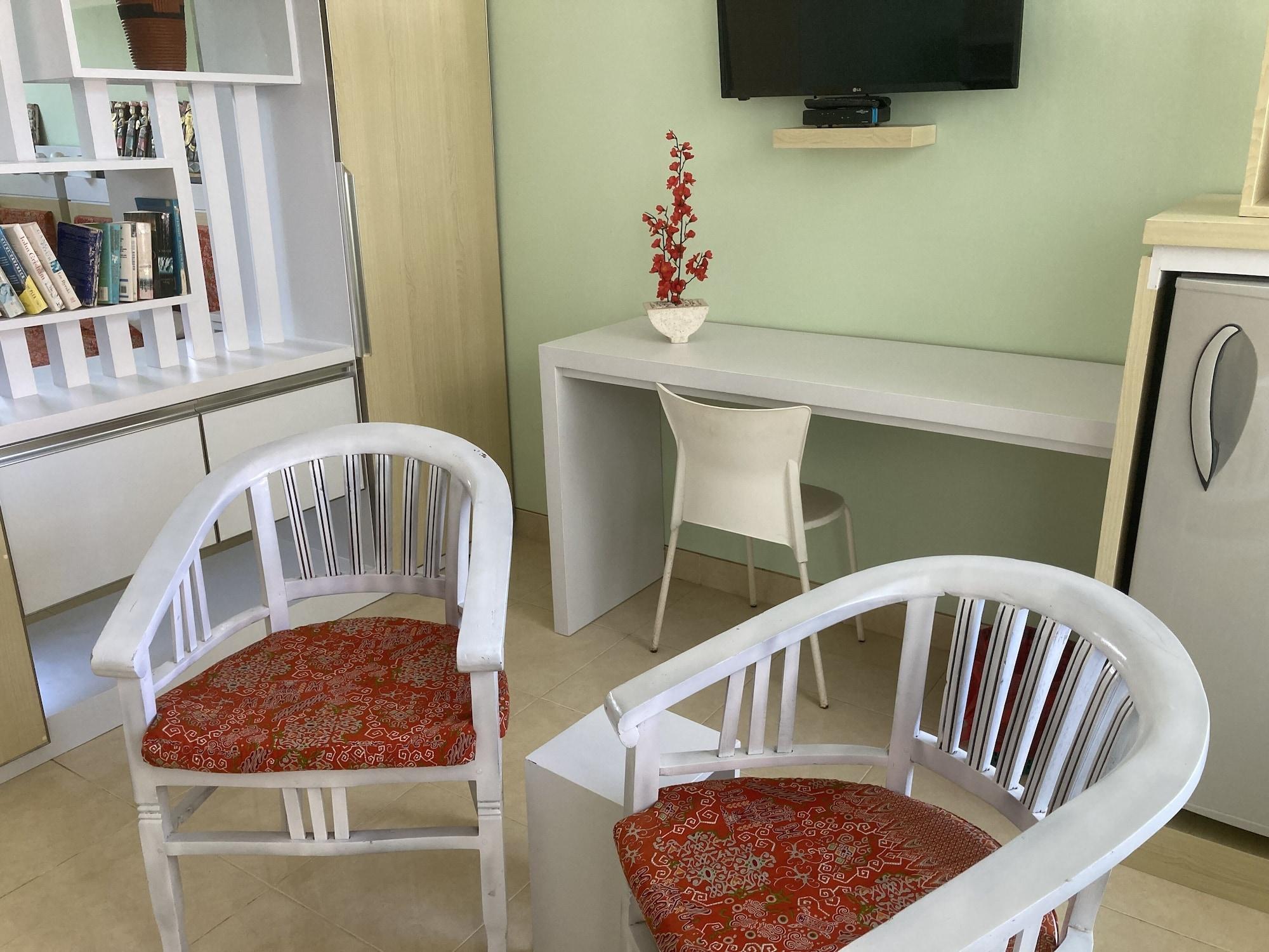 Villa Agung Beach Inn Ловина Экстерьер фото