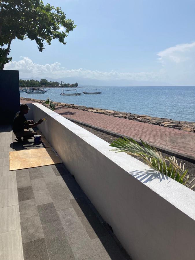 Villa Agung Beach Inn Ловина Экстерьер фото