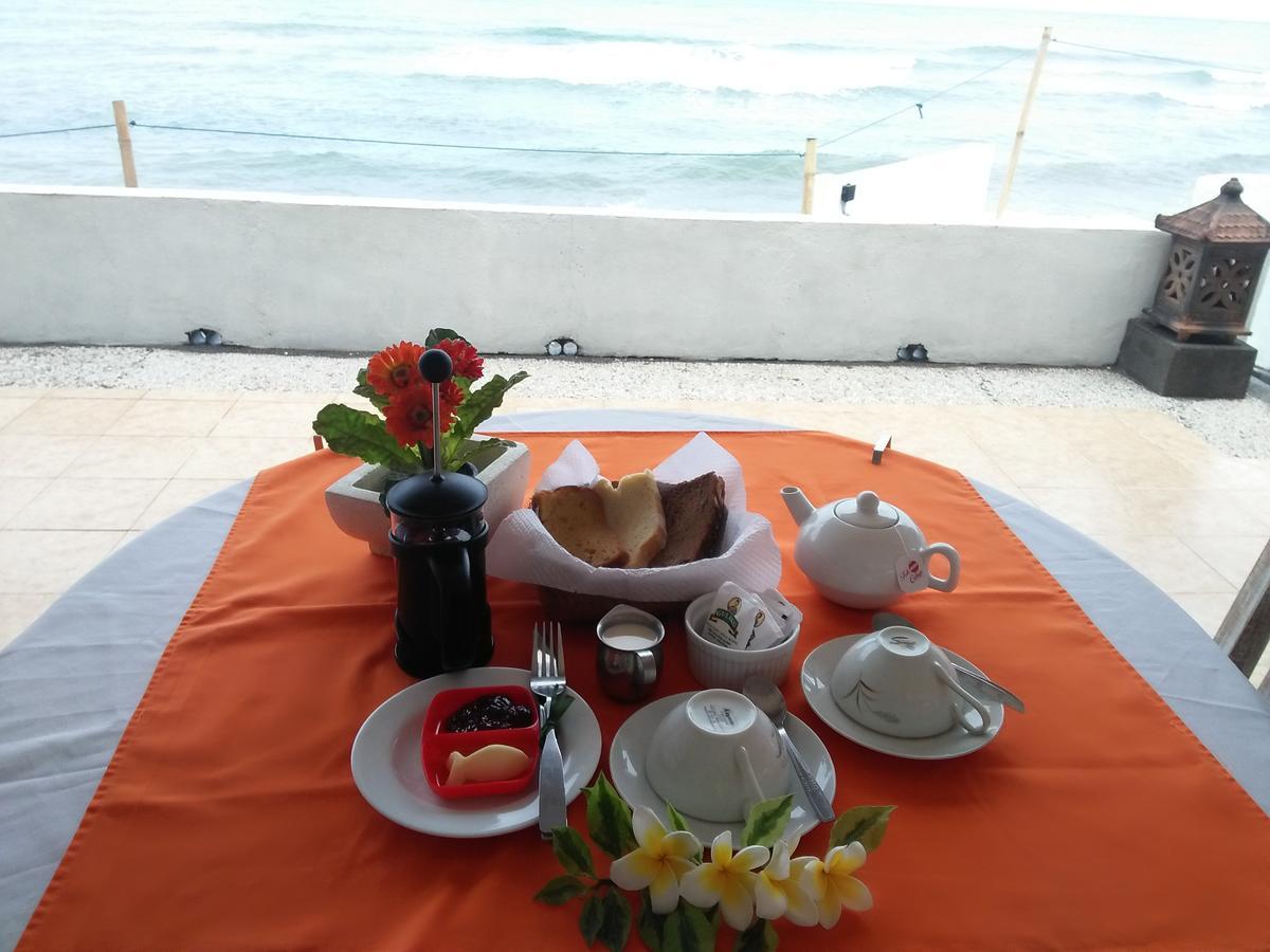 Villa Agung Beach Inn Ловина Экстерьер фото